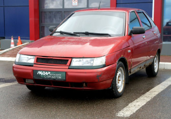 Подержанный автомобиль LADA (ВАЗ) 2112 2004 года (3 фото)