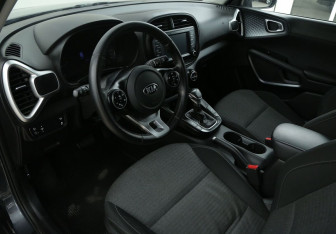 Подержанный автомобиль Kia Soul 2019 года (11 фото)