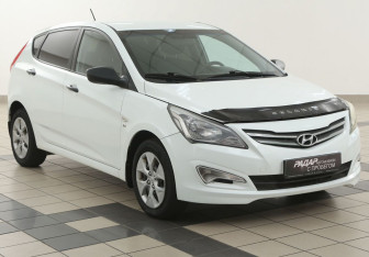 Подержанный автомобиль Hyundai Solaris Hatchback 2015 года (1 фото)