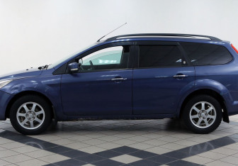 Подержанный автомобиль Ford Focus Wagon 2008 года (5 фото)
