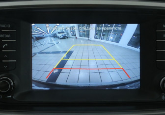 Подержанный автомобиль Kia Sorento 2017 года (18 фото)