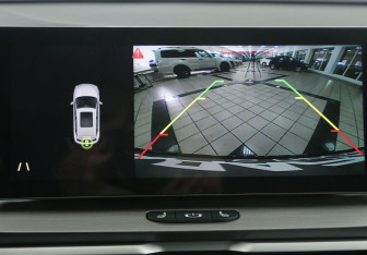 Подержанный автомобиль Geely Coolray 2023 года (18 фото)