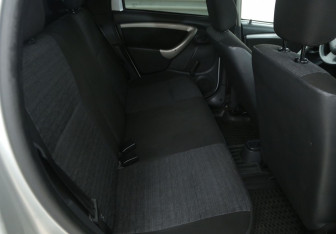 Подержанный автомобиль Renault Duster 2015 года (11 фото)