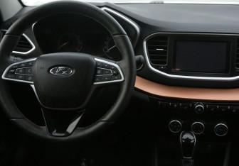 Подержанный автомобиль LADA (ВАЗ) Vesta Sedan 2025 года (14 фото)