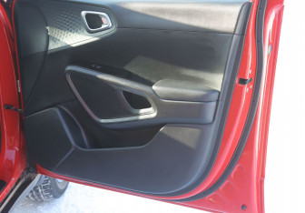 Подержанный автомобиль Kia Soul 2021 года (18 фото)