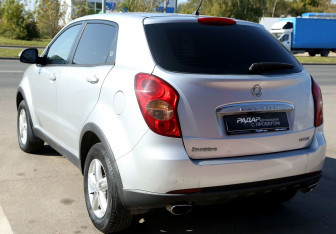 Подержанный автомобиль SsangYong Actyon 2011 года (4 фото)