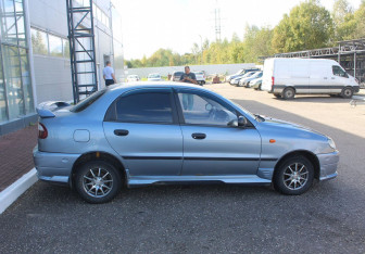 Подержанный автомобиль ЗАЗ Sens Sedan 2008 года (8 фото)