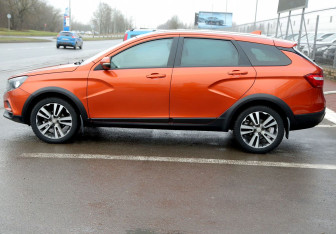 Подержанный автомобиль LADA (ВАЗ) Vesta Wagon 2018 года (8 фото)