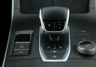 Подержанный автомобиль Omoda C5 2022 года (14 фото)