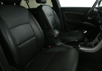 Подержанный автомобиль Geely Emgrand EC7 Sedan 2013 года (10 фото)