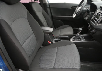 Подержанный автомобиль Hyundai Creta 2017 года (10 фото)