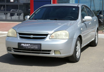 Подержанный автомобиль Chevrolet Lacetti Sedan 2008 года (3 фото)
