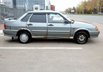 Подержанный автомобиль LADA (ВАЗ) 2115 2011 года (7 фото)
