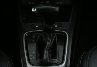 Подержанный автомобиль Kia Rio Hatchback 2018 года (25 фото)