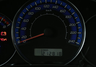 Подержанный автомобиль Subaru Forester Suv 2008 года (18 фото)