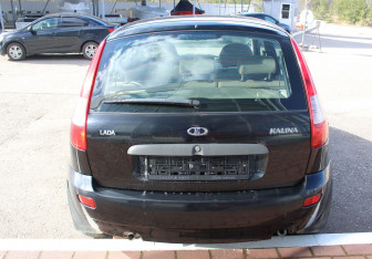 Подержанный автомобиль LADA (ВАЗ) Kalina Hatchback 2012 года (6 фото)