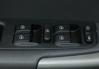 Подержанный автомобиль Chery Tiggo (T11) 2014 года (17 фото)