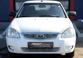 Подержанный автомобиль LADA (ВАЗ) Priora Sedan 2013 года (2 фото)
