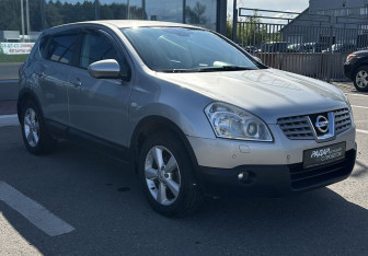 Подержанный автомобиль Nissan Qashqai 2008 года (1 фото)