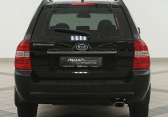 Подержанный автомобиль Kia Sportage 2007 года (3 фото)