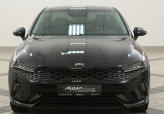 Подержанный автомобиль Kia K5 2020 года (6 фото)
