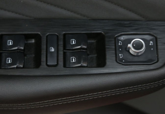Подержанный автомобиль Haval F7x 2022 года (17 фото)
