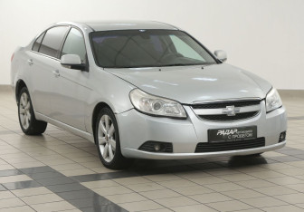 Подержанный автомобиль Chevrolet Epica 2010 года (1 фото)