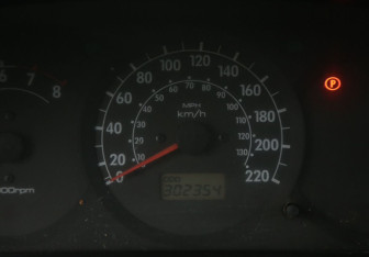 Подержанный автомобиль Kia Spectra Sedan 2006 года (18 фото)