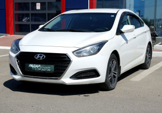 Подержанный автомобиль Hyundai i40 Sedan 2015 года (3 фото)