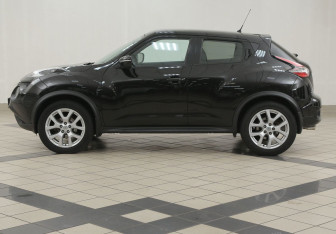 Подержанный автомобиль Nissan Juke 2015 года (7 фото)