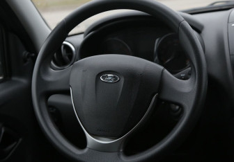 Подержанный автомобиль LADA (ВАЗ) Granta Liftback 2019 года (16 фото)