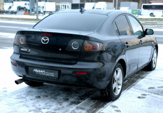 Подержанный автомобиль Mazda 3 Sedan 2006 года (6 фото)