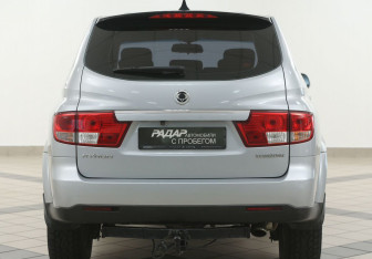 Подержанный автомобиль SsangYong Kyron 2011 года (3 фото)