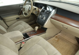 Подержанный автомобиль Nissan Teana 2006 года (9 фото)