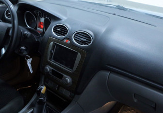 Подержанный автомобиль Ford Focus Wagon 2008 года (6 фото)