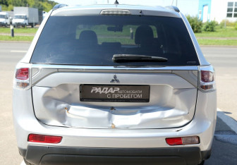Подержанный автомобиль Mitsubishi Outlander 2013 года (5 фото)
