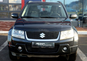 Подержанный автомобиль Suzuki Grand Vitara 2008 года (2 фото)
