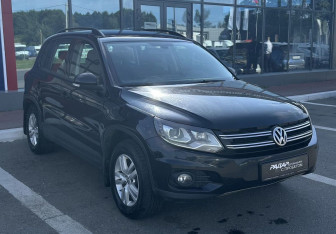 Подержанный автомобиль Volkswagen Tiguan 2015 года (1 фото)