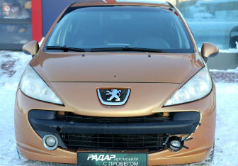 Подержанный автомобиль Peugeot 207 Hatchback 2008 года (2 фото)
