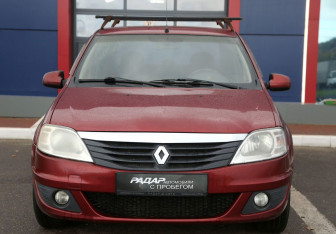 Подержанный автомобиль Renault Logan Sedan 2010 года (2 фото)