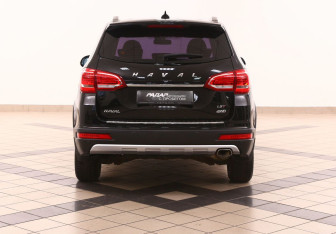 Подержанный автомобиль Haval H6 2017 года (5 фото)