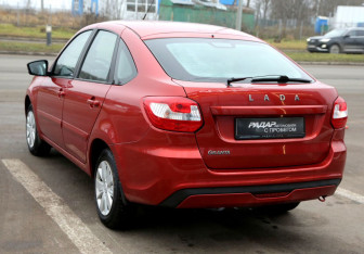 Подержанный автомобиль LADA (ВАЗ) Granta Liftback 2018 года (4 фото)
