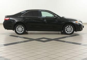 Подержанный автомобиль Toyota Camry Sedan 2009 года (5 фото)