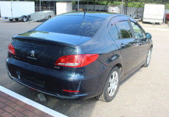 Подержанный автомобиль Peugeot 408 2013 года (7 фото)