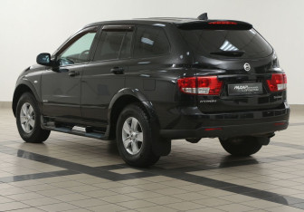 Подержанный автомобиль SsangYong Kyron 2013 года (2 фото)