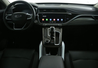 Подержанный автомобиль Geely Atlas Pro 2024 года (12 фото)