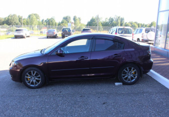 Подержанный автомобиль Mazda 3 Sedan 2007 года (4 фото)