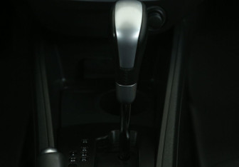 Подержанный автомобиль Renault Fluence 2012 года (15 фото)