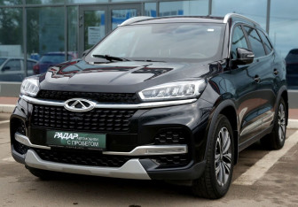 Подержанный автомобиль Chery Tiggo 8 2021 года (3 фото)