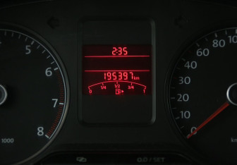 Подержанный автомобиль Volkswagen Polo Sedan 2013 года (19 фото)